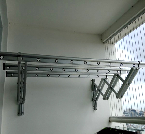 Giàn phơi đồ inox co giãn thông minh