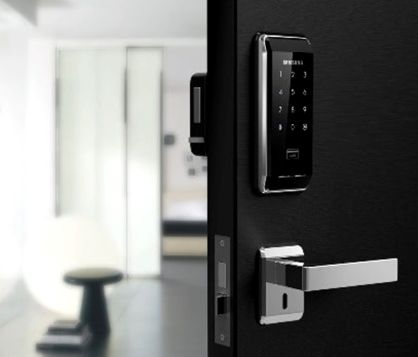 Khóa cửa mật mã đẹp, sang trọng