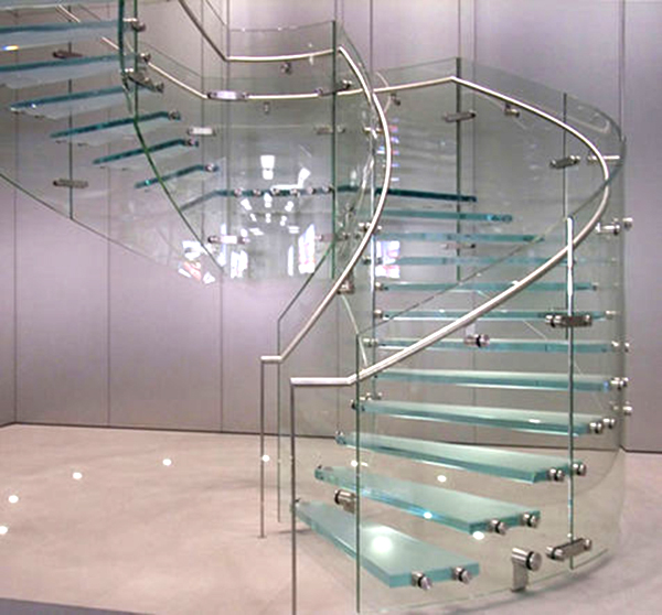 cầu thang kính cường lực inox