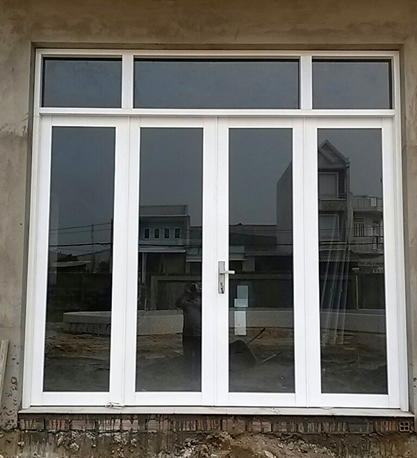 cửa sổ kính cường lực khung nhôm