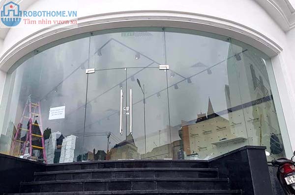 kính cường lực cho tòa nhà