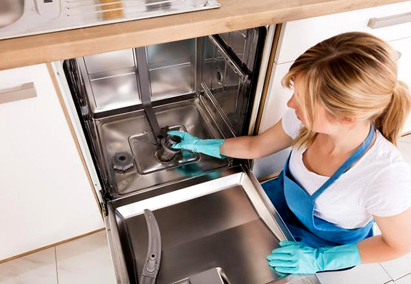 Máy rửa chén bát bị bẩn