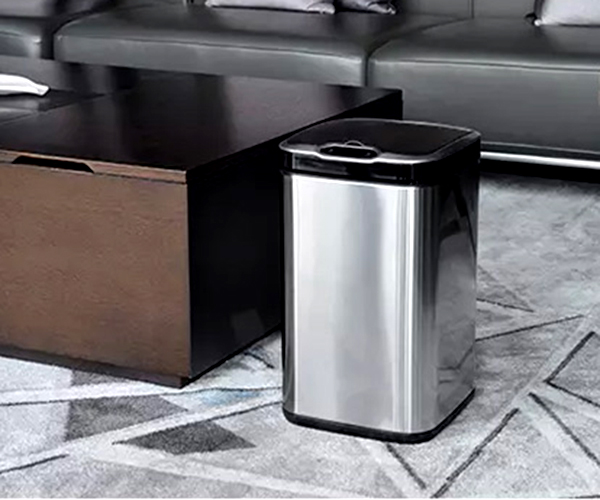 Thùng rác cảm ứng thông minh