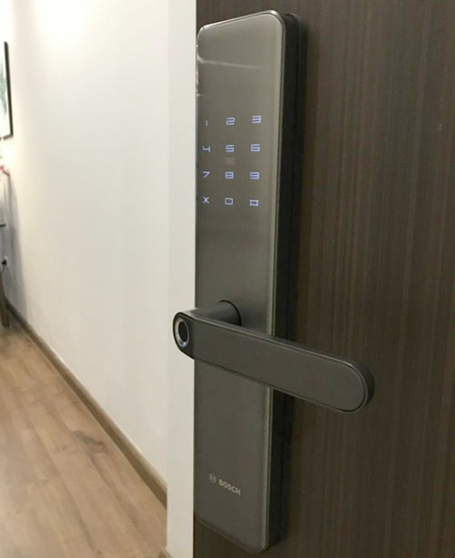 Khóa cửa điện tử Bosch