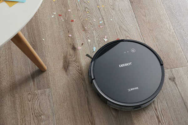 robot hút bụi ecovac deebot hút nhiều loại bụi bẩn khác nhau