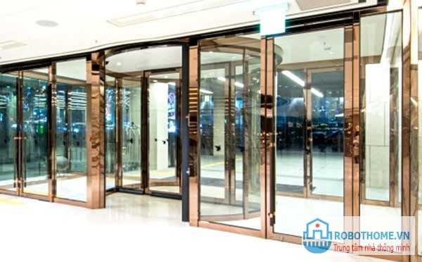 Tìm hiểu về cửa kính cường lực tự động Nam Định