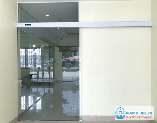 Cửa trượt bán tự động và 4 lợi ích khác biệt đẳng cấp