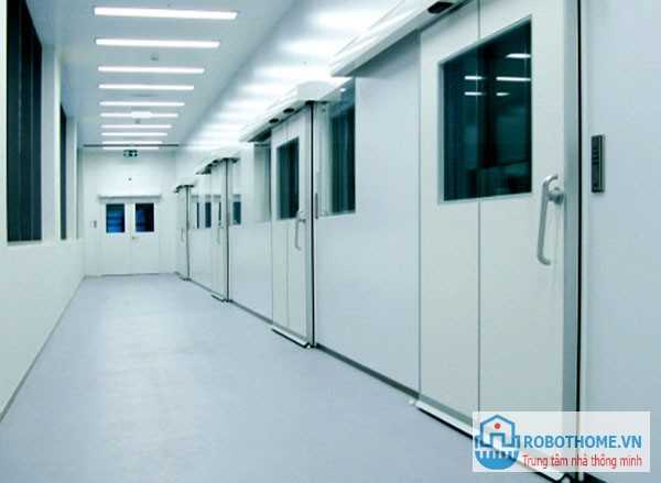 Khám phá 03 loại cửa tự động bệnh viện hiện nay