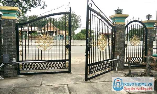 Những thông tin gì cần biết về dụng cụ đóng cửa tự động là gì?