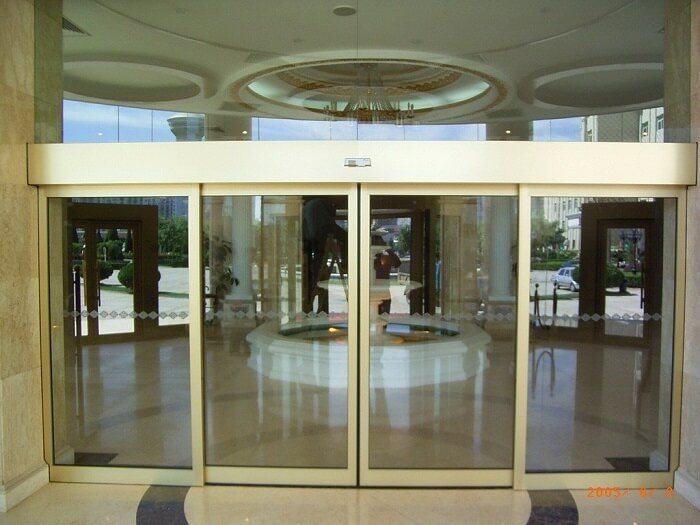 Sức hút đặc biệt mà cửa kính tự động mang lại